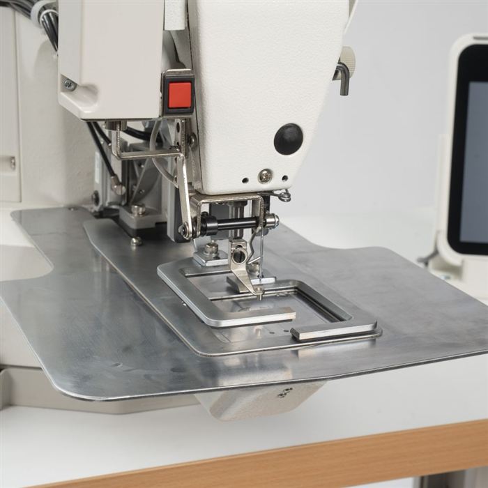 Šicí stroj Garudan GSS/B-0606H-22 (komplet)
